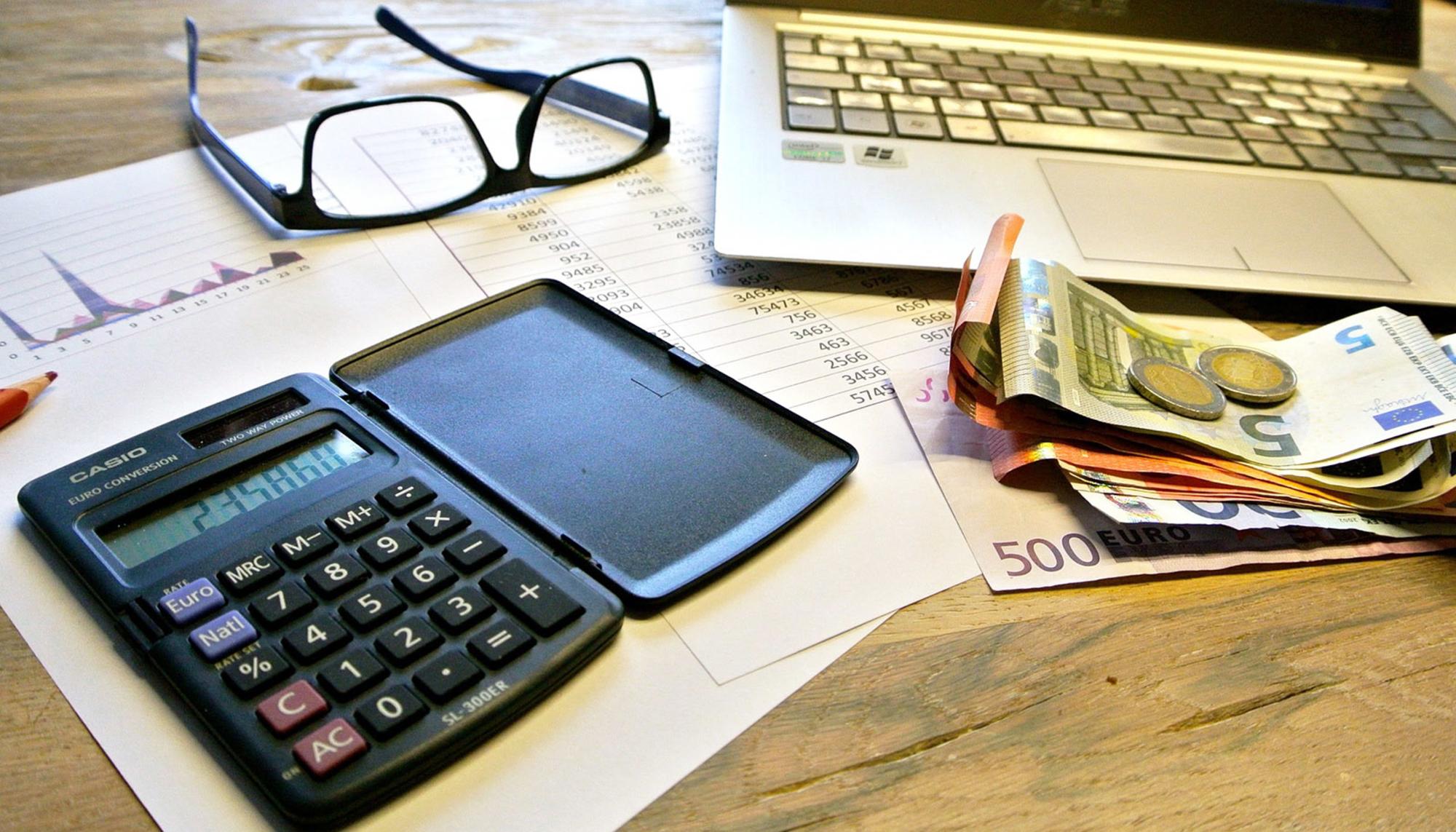 Impuestos finanzas